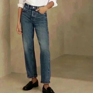 Banana Republic Women's The Straight Jean